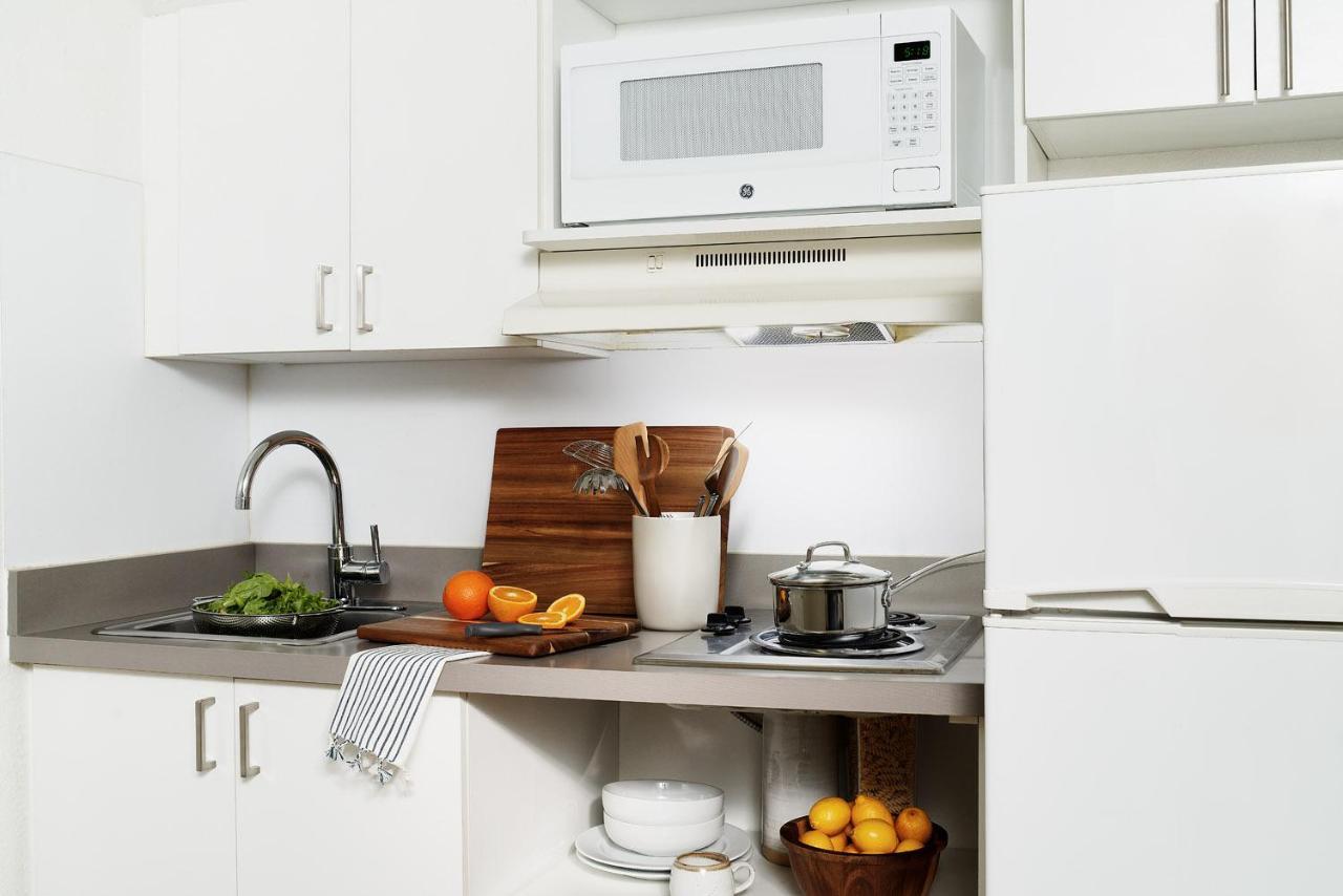 Intown Suites Extended Stay San Antonio Tx - Airport 외부 사진